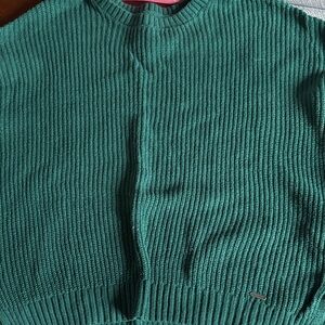 Hollister Women's Green Ribbed Crewneck Sweater